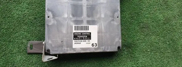 Toyota Avensis T250 Engine control unit/module ECU 89661-05631