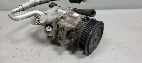 Volkswagen Golf V Air conditioning (A/C) compressor (pump) 1K0820859N