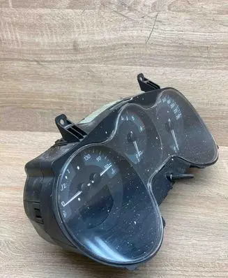 Seat Leon (1P) Speedometer (instrument cluster) 1P0920823F LHD