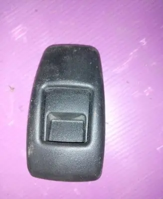 Peugeot Expert Seat belt trim 3061683