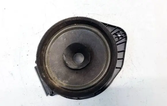 Chevrolet Orlando Front door speaker 22759401