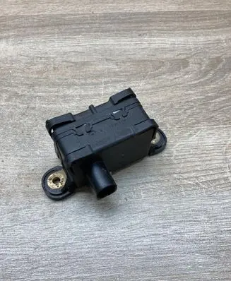 Audi A3 S3 8P ESP acceleration yaw rate sensor 1K0907655D 10170103643