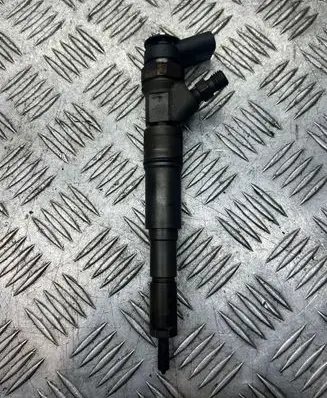 BMW 3 E46 Fuel injector 0445110131