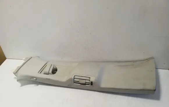 Volvo XC90 (B) pillar trim (top) 31363574