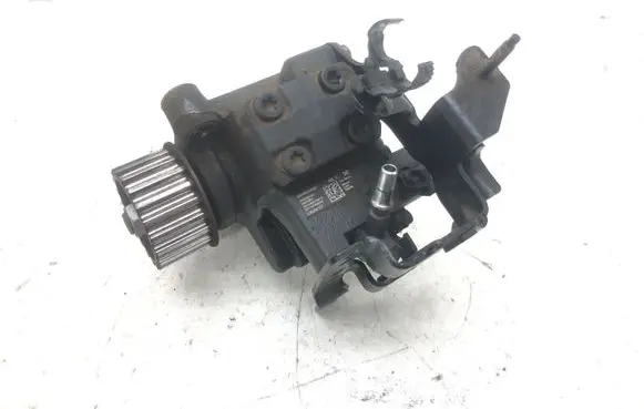 Renault Scenic III - Grand scenic III Fuel injection high pressure pump H8201100115 A2C53351931 5WS40844
