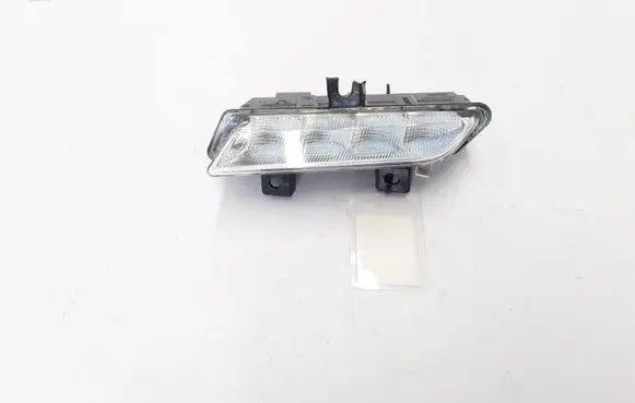 Renault Clio IV Front reflector 