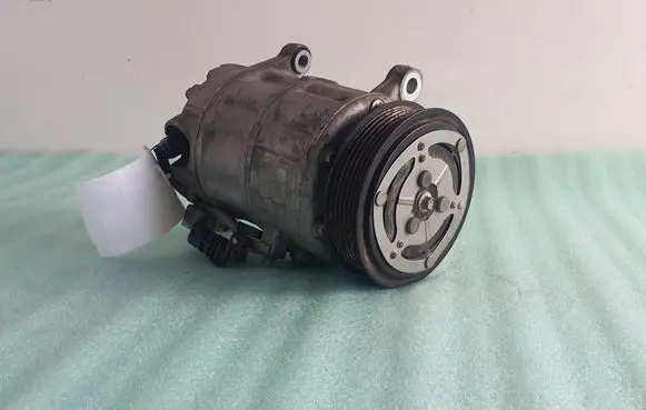 Mini Cooper Countryman F60 Air conditioning (A/C) compressor (pump) 64525A5C710 64525A21D11