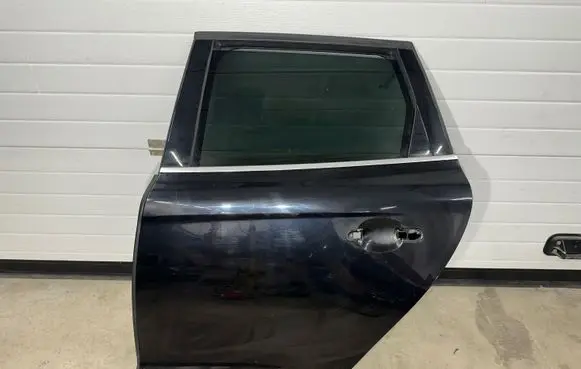 Volvo XC60 Rear door