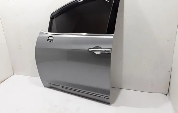 Chrysler Pacifica Door (2 Door Coupe) 68186767AI