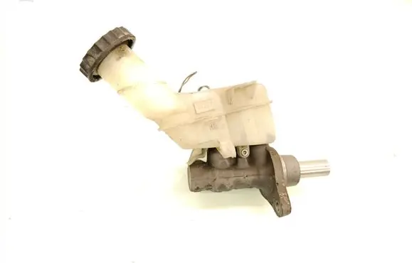 Mitsubishi Outlander Master brake cylinder