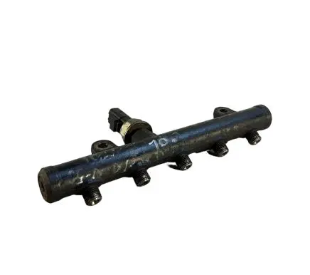 Volvo V50 Fuel main line pipe 9681649580