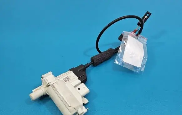Mercedes-Benz S W222 Front door lock A2227601300 IMPRK1560656