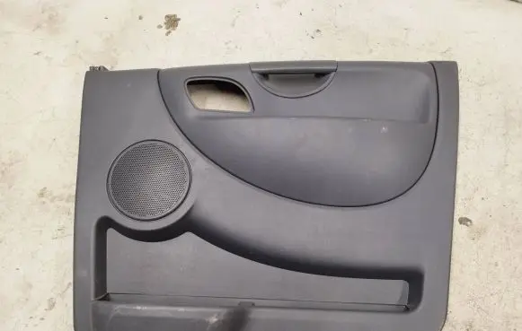 Peugeot Expert Front door card panel trim