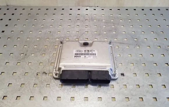 Audi A4 S4 B6 8E 8H Engine control unit/module 038906019FP 0281010729