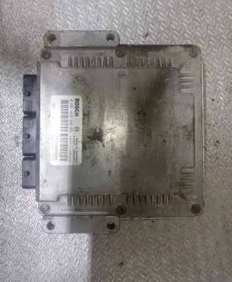Renault Scenic I Engine control unit/module 0281010483