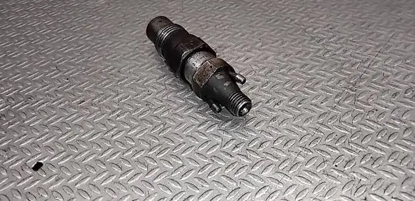 Volkswagen Transporter - Caravelle T4 Fuel injector KCA30S44