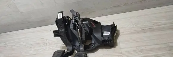 Fiat Tipo Pedal assembly 052058302900