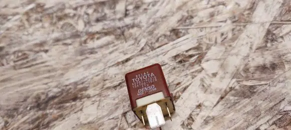 Lexus SC 430 Other relay 9098702016