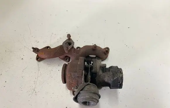 Volkswagen Touran I Turbo GT1749VA 03G253010A