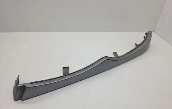BMW 3 E46 Under headlight/headlamp trim 11460913