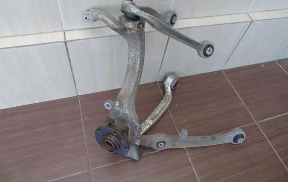 Audi A6 S6 C6 4F Front wheel hub spindle knuckle