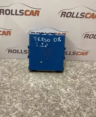 Toyota Corolla Verso AR10 Combustion control unit/module 896180F020 MB1238009021