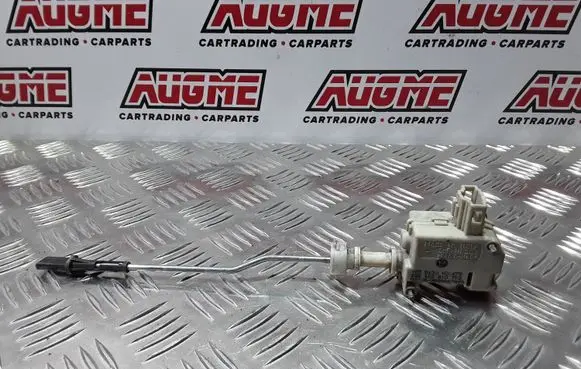 Audi A4 S4 B5 8D Central locking motor 1K0810773 3B0959782A