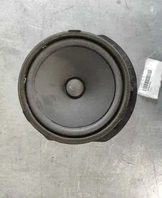 Tesla Model S Front door speaker 100483302A