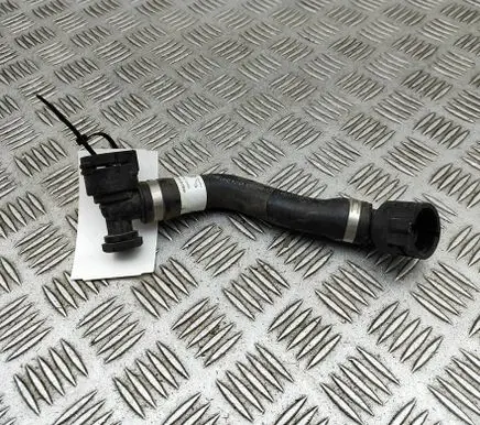 Land Rover Range Rover Sport L461 Engine coolant pipe/hose M8E28D144AC