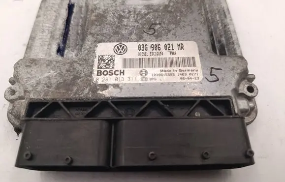 Volkswagen PASSAT B6 Engine control unit/module 03G906021MR 1039S15595 0281013311