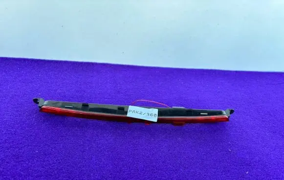 Mercedes-Benz GLA W156 Third/center stoplight A1569069600