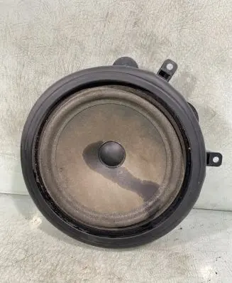 Audi A3 S3 8P Front door speaker 8p0035411