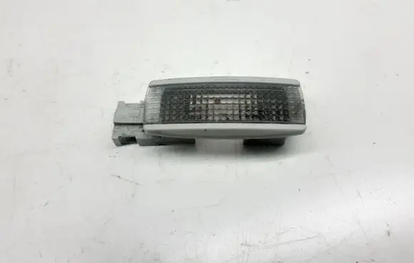 Volkswagen Touran I Rear seat light 3B0947113