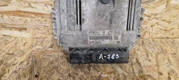 Opel Zafira B Engine control unit/module 0281012549 55198922