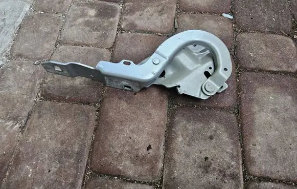 Renault Zoe Engine bonnet/hood hinges 654009955R