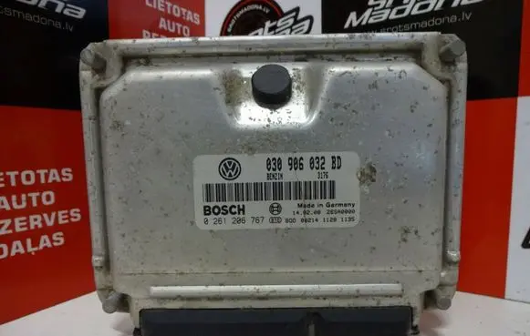 Volkswagen Polo III 6N 6N2 6NF Engine control unit/module 030906032BD