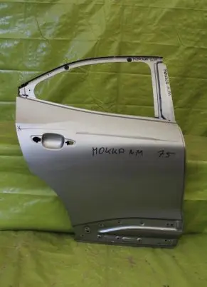 Opel Mokka B Front door 000259