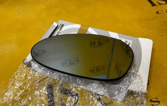 BMW 1 E81 E87 Front door wing mirror part 51167157247 7157247