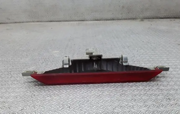 Toyota Corolla E120 E130 Third/center stoplight