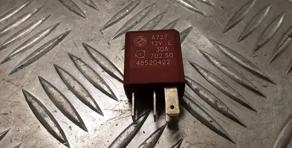 Alfa Romeo 147 Other relay 46520422