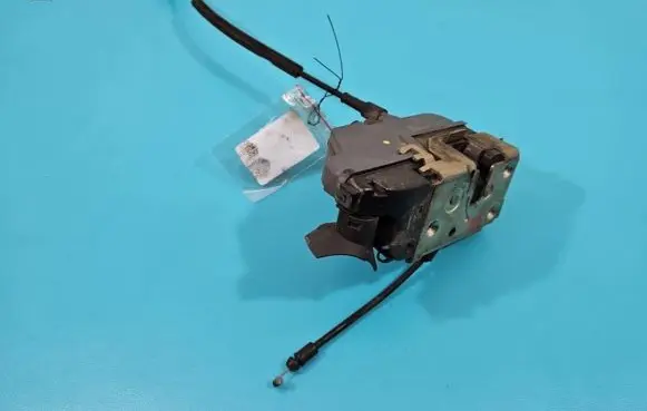 Renault Laguna II Front door lock IMPRK1366727
