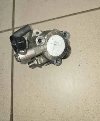 Opel Vectra C Fuel injection high pressure pump 24465785
