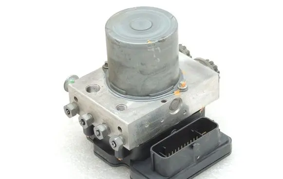 Ford Ranger ABS Pump GB3C2C405AA