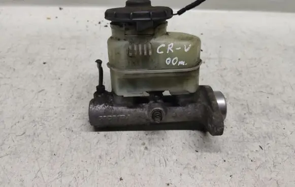 Honda CR-V Master brake cylinder