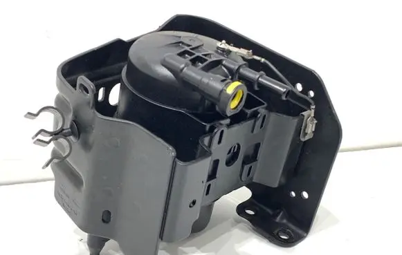 Jaguar E-Pace Fuel filter housing 