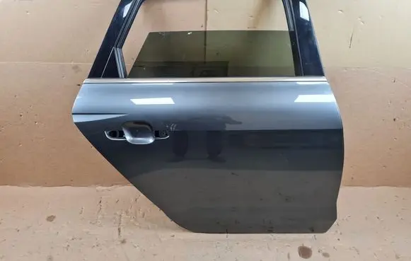 Audi A4 S4 B9 8W Rear door