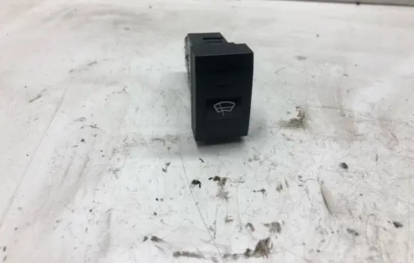 Windscreen/window heater switch