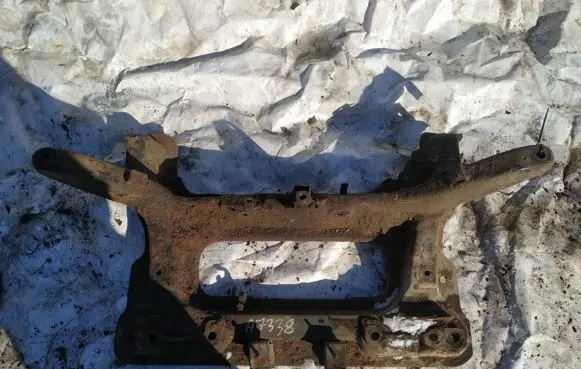 Peugeot Partner Front subframe