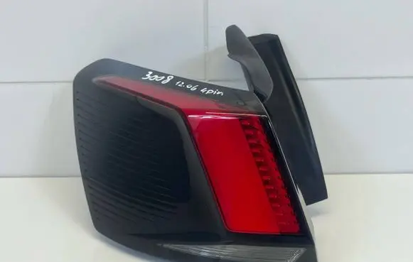 Rear/tail lights