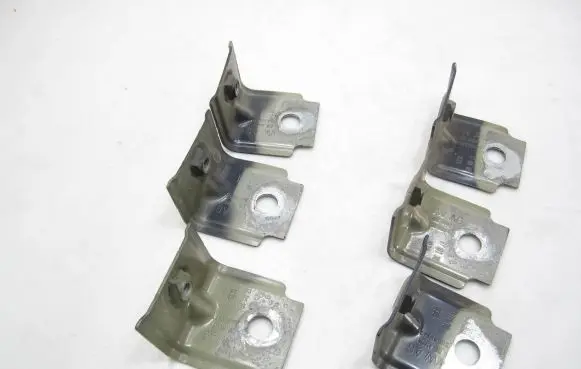 Volkswagen PASSAT B8 Fender mounting bracket 3G0809471